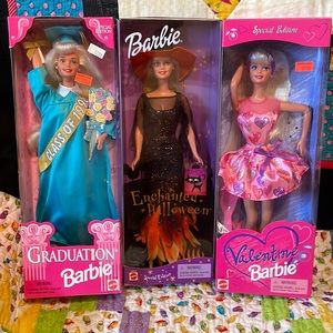 Barbie Barbie Barbie Graduation  Valentine Halloween Special Edition Enchanted